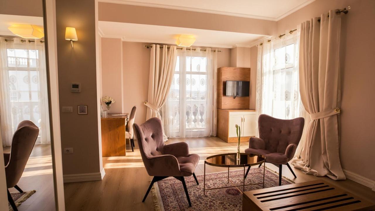 Royal Hill Hotel