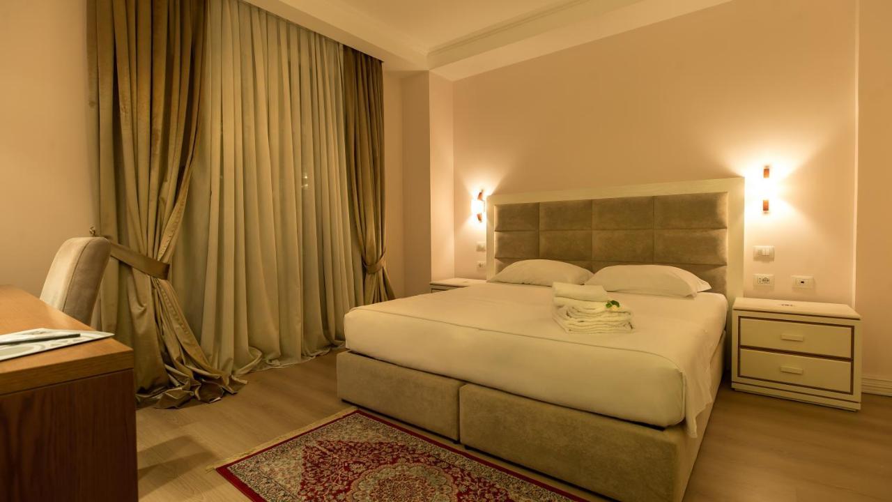 Hotel Royal Hill Vorë